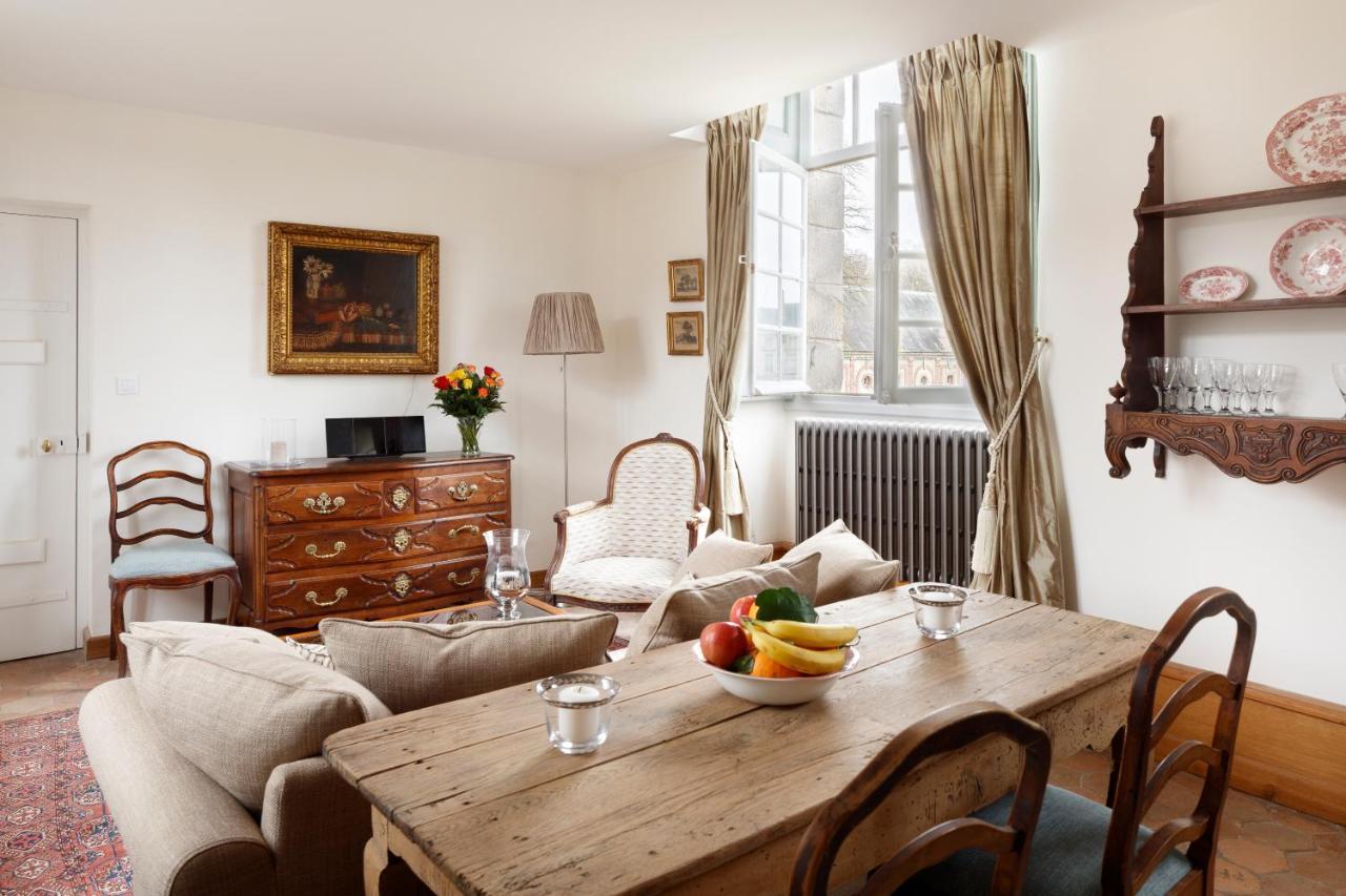 Le Domaine De Fleury - Pierres D'Histoire Apartment Luaran gambar