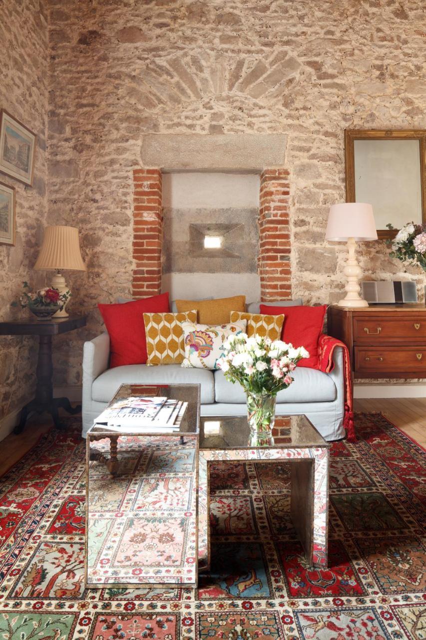 Le Domaine De Fleury - Pierres D'Histoire Apartment Luaran gambar